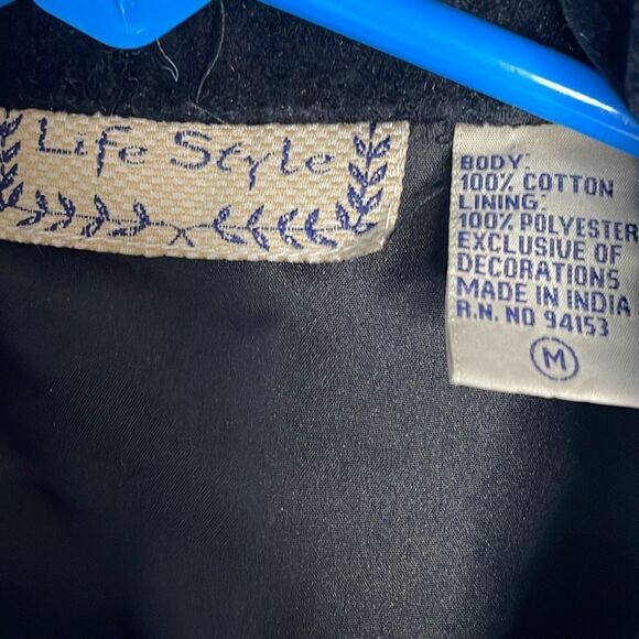 Life Style Embroidered Christmas Vest Black Velvet with Ice Skates Christmas Tee - Picture 4 of 7